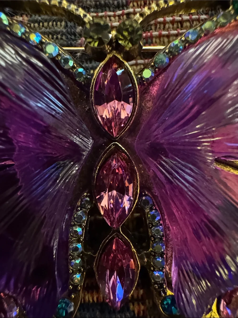 Aratta Silent Journey Purple Butterfly Crystal Brooch - Gold Tone Accent NWOT